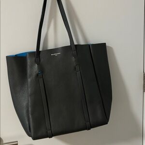 Balenciaga everyday tote